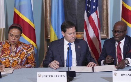 Kinshasa et Kigali paraphent le texte d’accord de paix sous l’égide des États-Unis