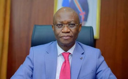 RDC-Réajustement de la prime de risque des médecins dentistes : Roger Kamba s'oppose farouchement à Jean-Pierre Lihau malgré sa préséance au gouvernement