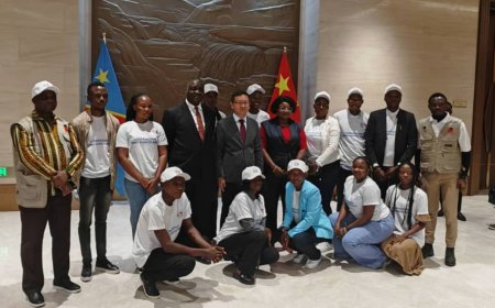 RDC-Chine : les étudiants de l'UNIKIN découvrent les réalisations concrètes de la coopération sino-congolaise
