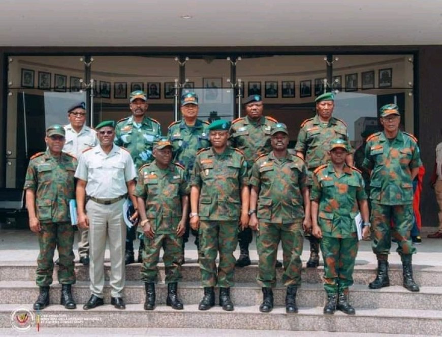 RDC : les déplacements à l'étranger des officiers supérieurs des FARDC suspendus jusqu'à nouvel ordre (état-major général)
