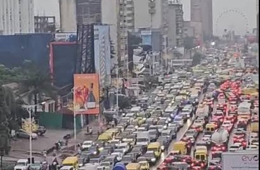 Embouteillages à Kinshasa : vers le déploiement de l'armée en soutien à la PNC