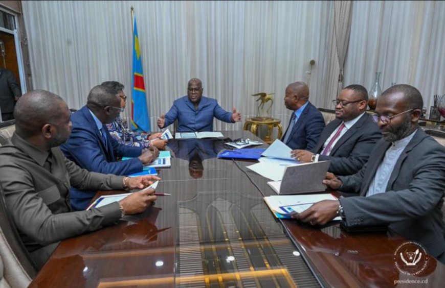 Appréciation du franc congolais : Félix Tshisekedi préside une réunion d'urgence économique pour concrétiser la baisse des prix sur le marché