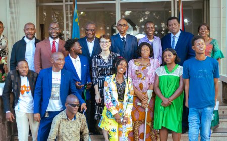 Leadership et inclusion des jeunes vivant avec un handicap : l’initiative Youth Disability Advocates mise en lumière par l'ambassade du Royaume-Uni en RDC