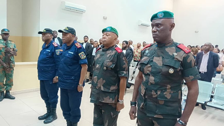 ‎Condamnations pour lâcheté : des officiers FARDC et de la police écopent des peines allant jusqu'à 36 mois de prison après la chute de Goma