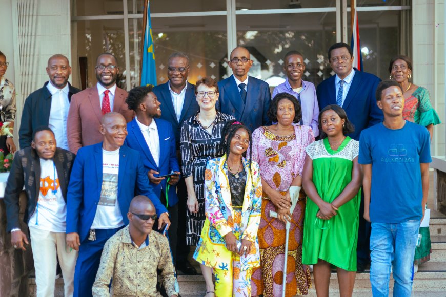 Leadership et inclusion des jeunes vivant avec un handicap : l’initiative Youth Disability Advocates mise en lumière par l'ambassade du Royaume-Uni en RDC