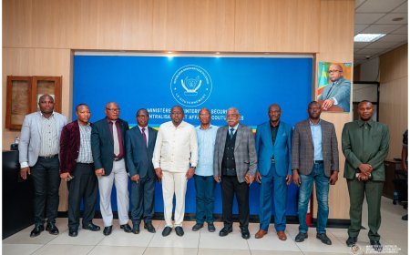 Assassinat du professeur Matthieu Abata : l'APUKIN suspend son sit-in après des garanties sécuritaires du VPM de l'Intérieur