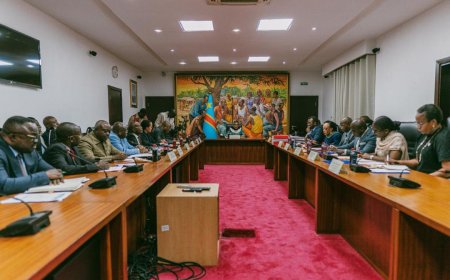 RDC : l'audit de la paie des agents publics, exigé par Félix Tshisekedi, bientôt lancé