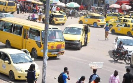 Kinshasa : les véhicules de transport avec chauffeur bientôt soumis à la géolocalisation et à une carte professionnelle