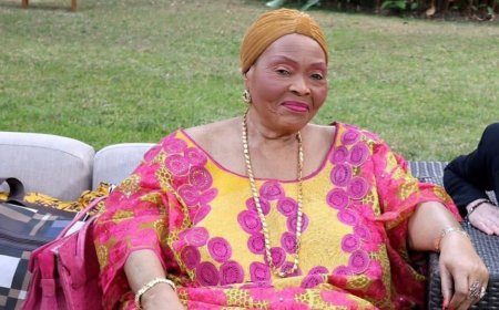 Décès de Catherine Nzuzi wa Mbombo : Judith Suminwa salue la mémoire d'une “ femme de conviction et pionnière engagée en politique ”