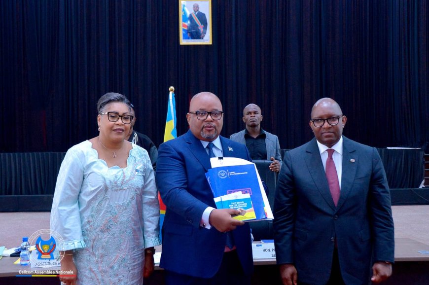 RDC : le gouvernement soumet au Parlement deux accords majeurs conclus avec les USA et le Rwanda