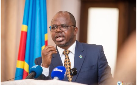 RDC : Tshilumbayi assume la promesse de l'UDPS-Tshisekedi de changer la Constitution et conditionne les élections de 2028 à une "paix véritable"
