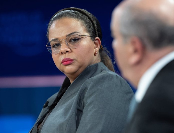 Accord sur l'accueil des migrants expulsés des USA vers la RDC : la ministre des affaires étrangères interpellée à l'Assemblée nationale