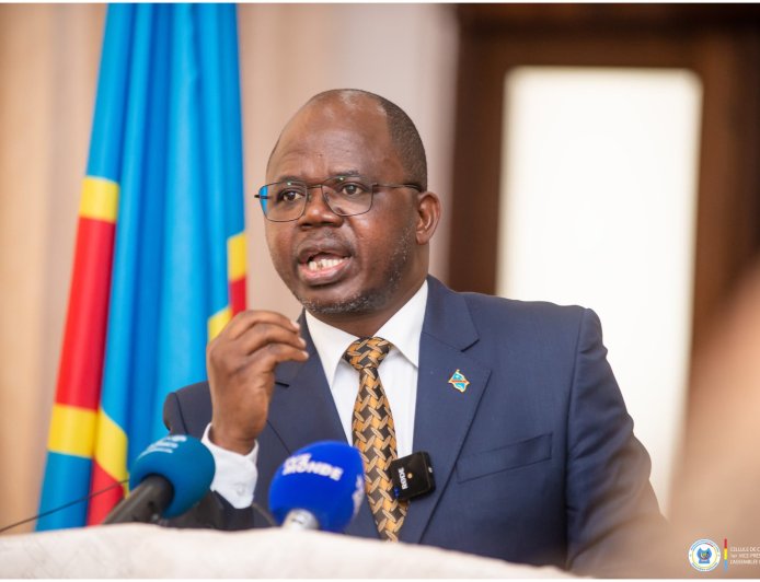 RDC : Tshilumbayi assume la promesse de l'UDPS-Tshisekedi de changer la Constitution et conditionne les élections de 2028 à une "paix véritable"