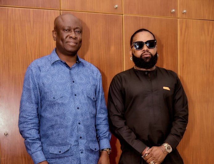 Affaire décoration de Fally Ipupa : après sa rencontre avec Augustin Kabuya, Ferre Gola appelle ses fans au calme