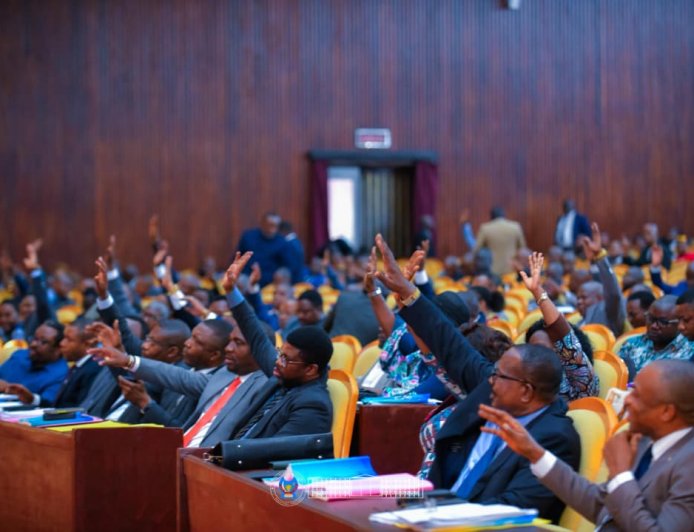 ‎RDC : l'Assemblée nationale valide le rapport de la commission PAJ sur la proposition de loi organisant le référendum