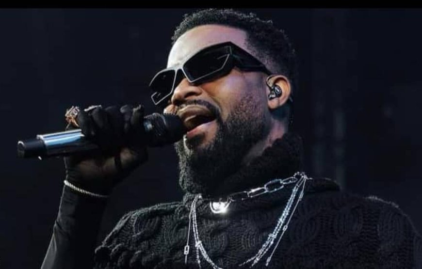 Double distinction pour Fally Ipupa : l'artiste remercie Félix Tshisekedi et exhorte la jeunesse à croire en ses capacités