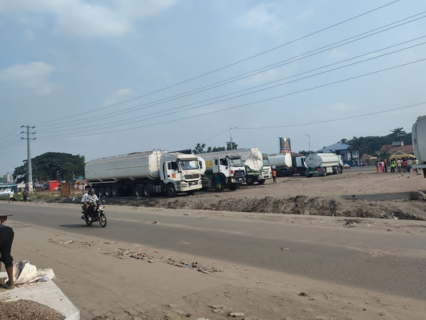 Kinshasa : à Limete, la "force du progrès" saisit les marchandises de vendeurs absents le 3 juin