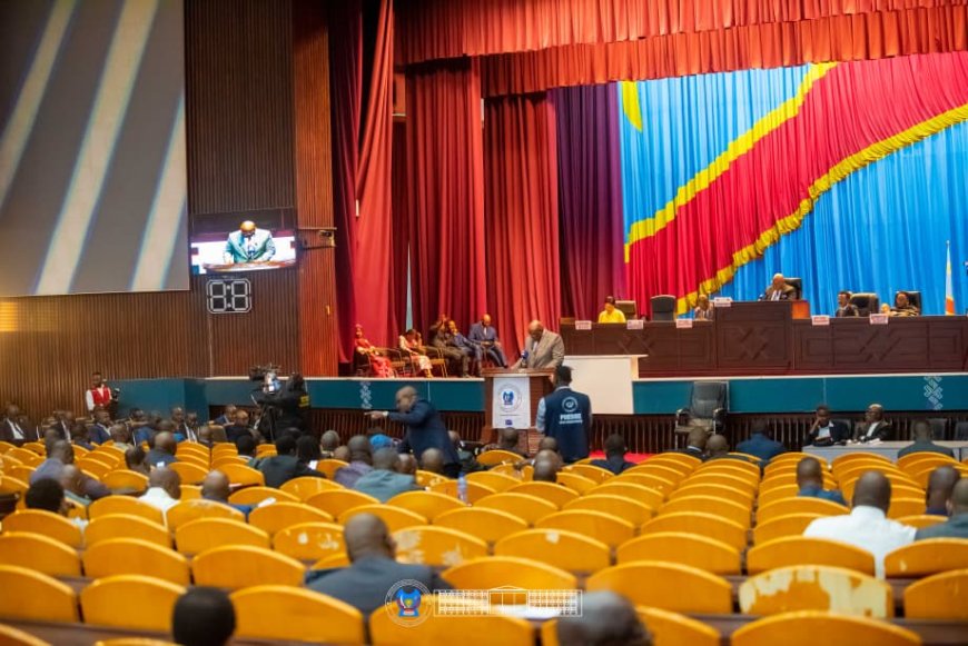 ‎RDC : les députés du Nord-Kivu et de l'Ituri suspendent leur participation aux plénières pour exiger un débat sur l'état de siège