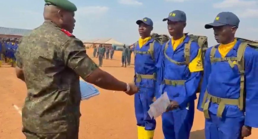 Kinshasa : 5 000 anciens délinquants devenus " bâtisseurs " déployés dès ce week-end pour l'assainissement de la capitale