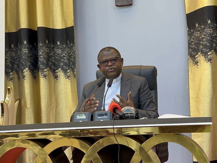 Accusés de subversion, les évêques catholiques ripostent et dénoncent un possible deal Kinshasa-Kigali pour la balkanisation de la RDC