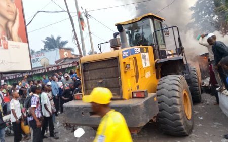 Kikwit : un incendie suspect ravage le grand marché de Lukolela, un fou pointé du doigt