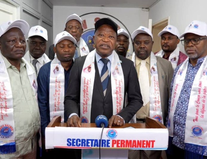‎Kinshasa : André Mbata campe sur ses positions et confirme la marche de l'Union Sacrée le 22 juillet, malgré l'opposition de l'UDPS-Tshisekedi