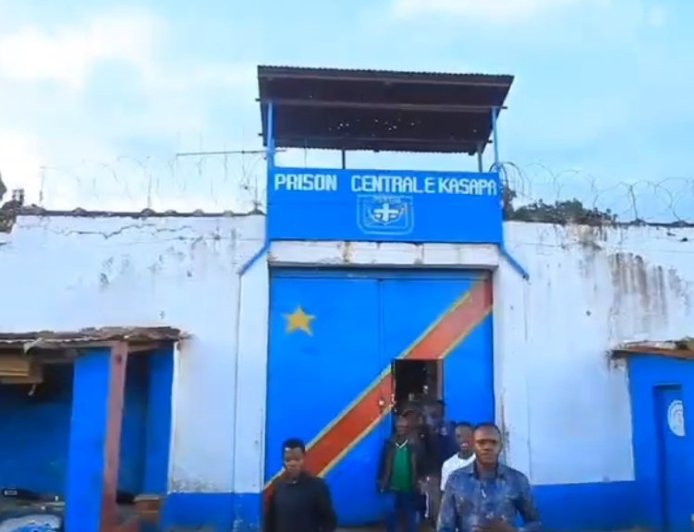 Incendie à la prison de Kasapa : un pavillon de 300 détenus touché, l'origine reste floue
