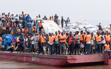 ‎Ebola aux portes de Kinshasa : un bateau en quarantaine, 200 passagers en attente des résultats