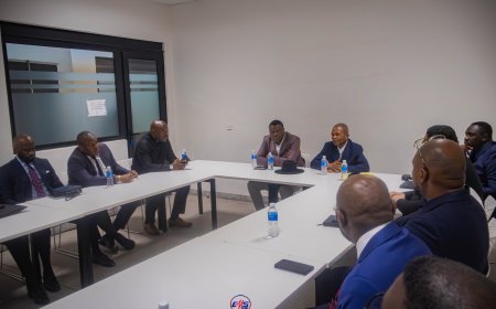 Dialogue et référendum en RDC : l'archevêque Ejiba Yamapia consulte la jeunesse congolaise