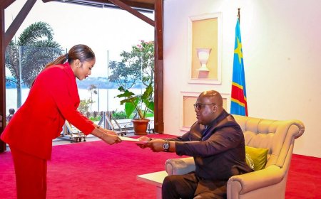 “Oui, je le veux” : après la marche, Grâce Kutino remet le cahier des charges des jeunes à Félix Tshisekedi