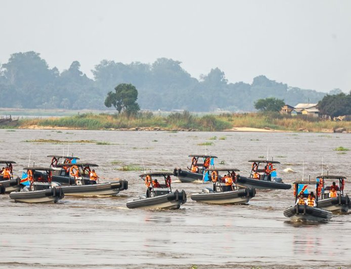 Navigation fluviale : Félix Tshisekedi lance le balisage du fleuve Congo et de la rivière Kasaï
