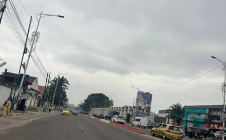 Kinshasa : l'Hôtel de ville interdit tout stationnement sur l’avenue Colonel Monjiba et aux abords des écoles