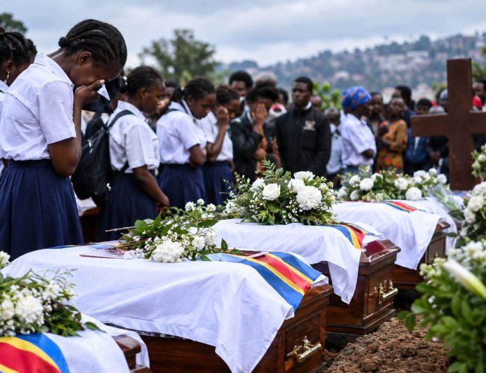 Bukavu : 27 écoliers victimes de bousculades après l'incendie des écoles Furaha et Ujamaa inhumés au cimetière Ruzizi