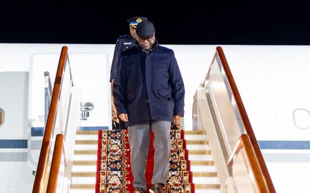 ‎3ᵉ Sommet Russie–Afrique : Félix Tshisekedi est arrivé à Moscou, un tête-à-tête avec Poutine prévu