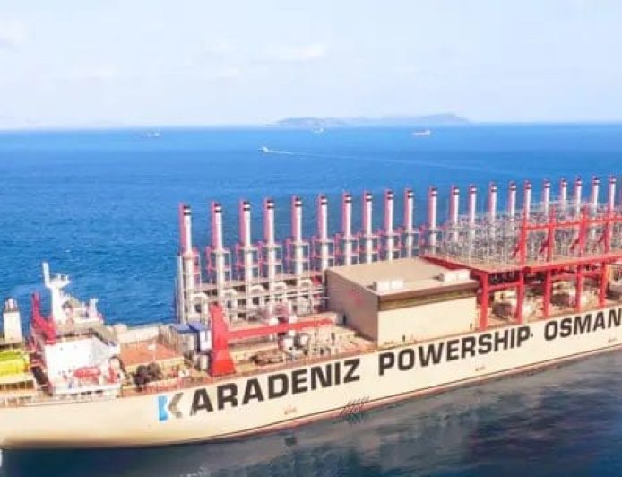 RDC : la SNEL envisage une centrale électrique flottante de 134 MW pour renforcer la desserte à Kinshasa