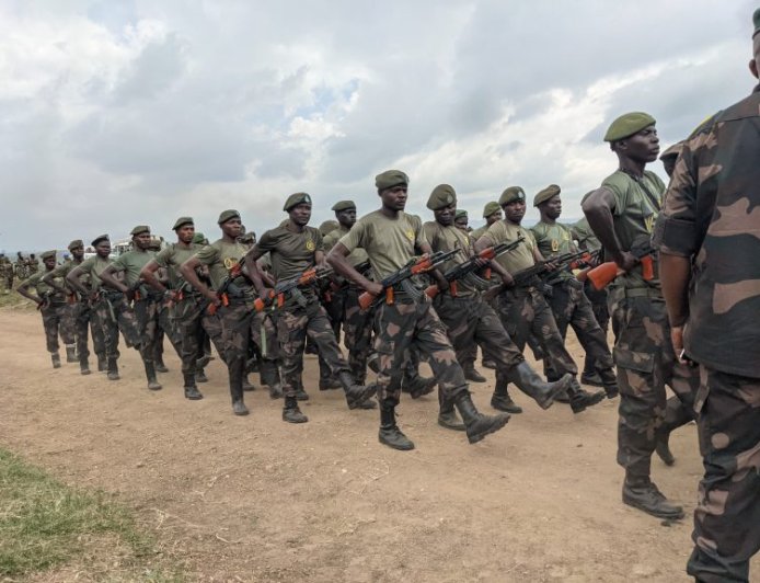 ‎RDC : les FARDC exhortent les jeunes enrôlés par le Rwanda et le M23 à déserter et à rejoindre le "camp de la patrie"