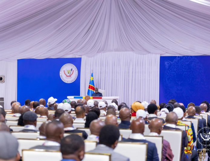 Dialogue national en RDC : Félix Tshisekedi annonce les nominations des animateurs pour la semaine prochaine et dément toute intention de modifier la Constitution